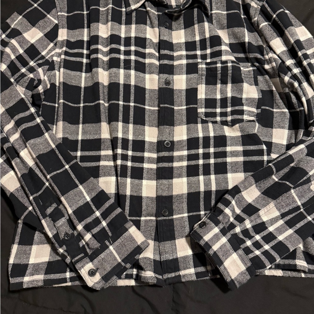 BDG Black & White Checkered Plaid Men's Long Sleeve Button Up shirt